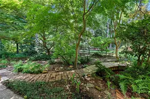 3895 Montglenn Ct, Cumming, GA 30041 - Photo 6