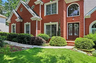3895 Montglenn Ct, Cumming, GA 30041 - Photo 2
