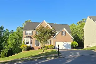 3811 Roxfield Dr, Buford, GA 30518 - Photo 2