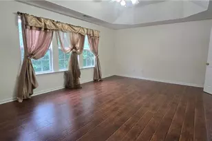 3811 Roxfield Dr, Buford, GA 30518 - Photo 14