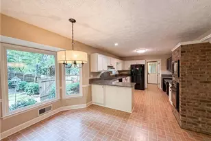 120 Oxford Ln, Fayetteville, GA 30215 - Photo 12