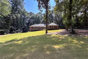 120 Oxford Ln, Fayetteville, GA 30215 - Photo 2