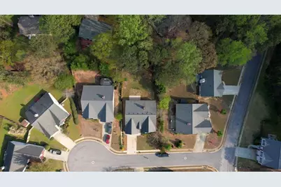 565 Ambur Lake Dr, Lawrenceville, GA 30043 - Photo 52