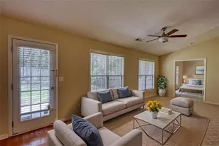 565 Ambur Lake Dr, Lawrenceville, GA 30043 - Photo 18