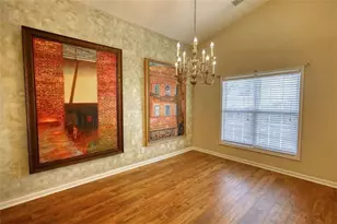 565 Ambur Lake Dr, Lawrenceville, GA 30043 - Photo 10