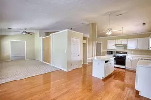 565 Ambur Lake Dr, Lawrenceville, GA 30043 - Photo 20