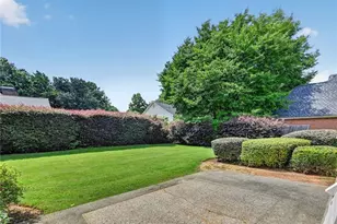 12610 Oxfordshire Ct, Alpharetta, GA 30005 - Photo 32