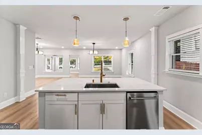 2128 Hosea L Williams Drive, Atlanta, GA 30317 - Photo 10
