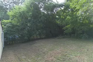1383 Almont Dr SW, Atlanta, GA 30310 - Photo 18