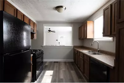 1383 Almont Drive SW, Atlanta, GA 30310 - Photo 4