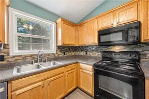 5822 Bridgeport Ct, Flowery Branch, GA 30542 - Photo 14