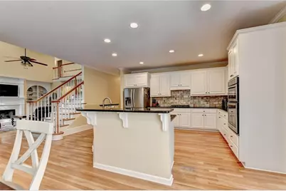 10370 Sugar Crest Avenue, Duluth, GA 30097 - Photo 14