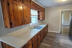 5041 Ash St, Forest Park, GA 30297 - Photo 6