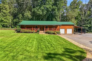 1860 W Elmwood Dr, Acworth, GA 30102 - Photo 4