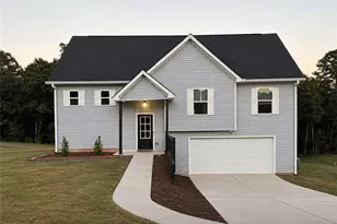 129 Grizzly Trail, Carrollton, GA 30117 - Photo 1