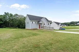 129 Grizzly Trail, Carrollton, GA 30117 - Photo 4