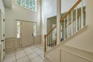 1595 Watercove Ln, Lawrenceville, GA 30043 - Photo 4