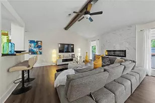 10 Saratoga Dr, Lawrenceville, GA 30044 - Photo 8