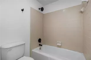 2176 Wellington Cir, Lithonia, GA 30058 - Photo 22