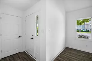 2176 Wellington Cir, Lithonia, GA 30058 - Photo 4