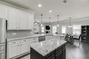 2001 Harvester Ln, Buford, GA 30518 - Photo 10