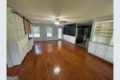 384 Sam Brown Boulevard, Commerce, GA 30529 - Photo 2