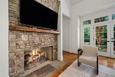 82 Blackland Road NW, Atlanta, GA 30342 - Photo 16