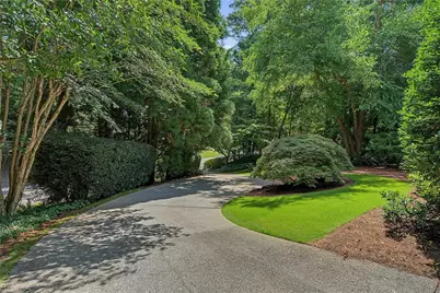 82 Blackland Road NW, Atlanta, GA 30342 - Photo 32