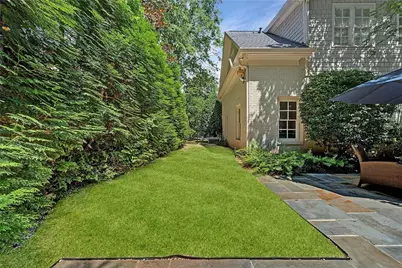 82 Blackland Road NW, Atlanta, GA 30342 - Photo 30