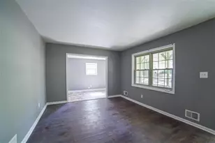 2674 Cavalier Dr, Decatur, GA 30034 - Photo 2