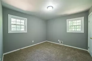 2674 Cavalier Dr, Decatur, GA 30034 - Photo 8