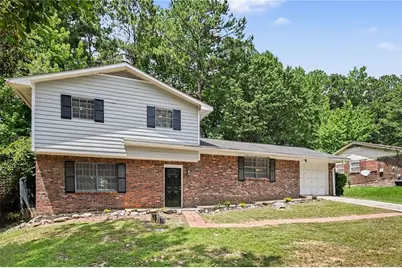 2915 Lajean Drive, College Park, GA 30349 - Photo 2