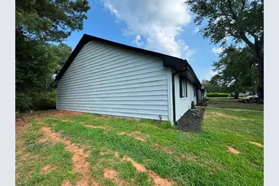 2644 Fieldstone View Lane SE, Conyers, GA 30013 - Photo 6