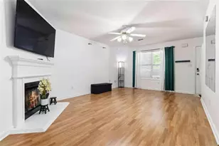 6817 Mahonia Pl, Lithonia, GA 30038 - Photo 6