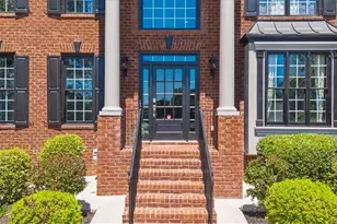 1370 Boomer Cir, Suwanee, GA 30024 - Photo 4