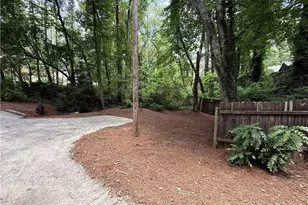 4508 Lost Mountain Ct, Powder Springs, GA 30127 - Photo 4