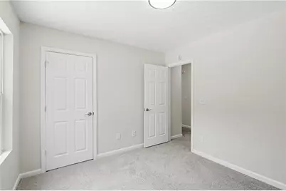 549 Sycamore Drive, Jonesboro, GA 30238 - Photo 10