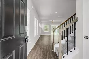 334 Wells Cir, Canton, GA 30114 - Photo 4