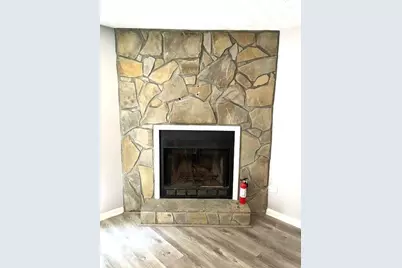 1013 Travelers Trail NW, Kennesaw, GA 30144 - Photo 6