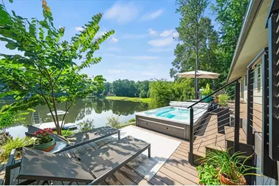1085 Lake Charles Drive, Roswell, GA 30075 - Photo 1