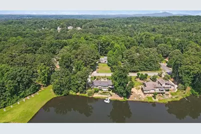 1085 Lake Charles Drive, Roswell, GA 30075 - Photo 6