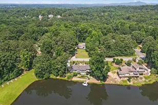 1085 Lake Charles Dr, Roswell, GA 30075 - Photo 6