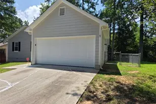 232 Hampton Dr, Dallas, GA 30132 - Photo 2