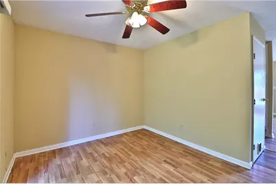 1811 Ashborough Circle #G, Marietta, GA 30067 - Photo 16