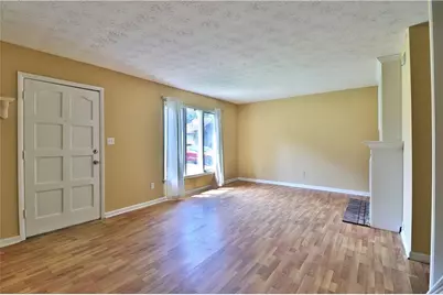1811 Ashborough Circle #G, Marietta, GA 30067 - Photo 4