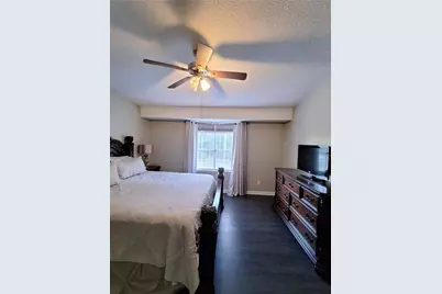 1142 Riverside Trace, Buford, GA 30518 - Photo 8