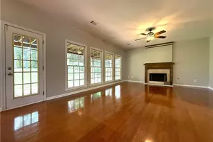 1310 Rosewood Dr, Alpharetta, GA 30005 - Photo 6