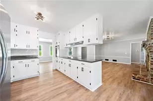 2173 Tanglewood Trail NE, Conyers, GA 30013 - Photo 4