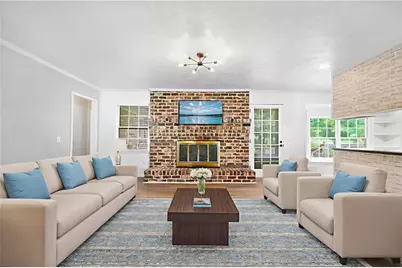 2173 Tanglewood Trail NE, Conyers, GA 30013 - Photo 2