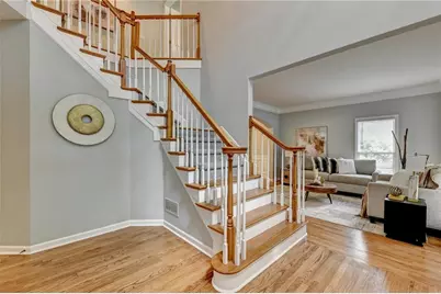 3545 Sentry View Trace, Suwanee, GA 30024 - Photo 4